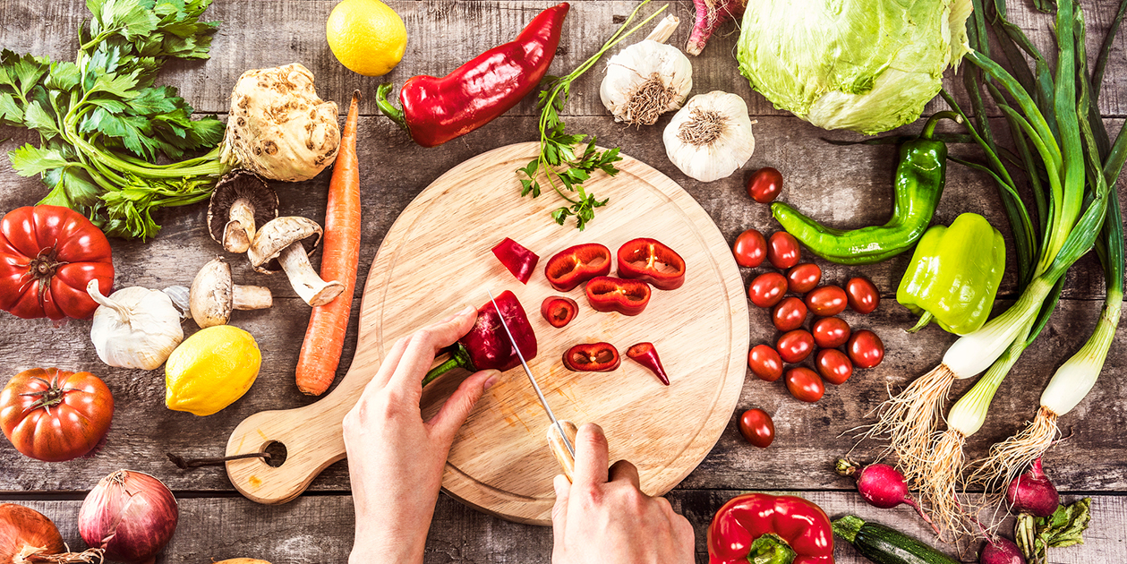 chopping-red-peppers