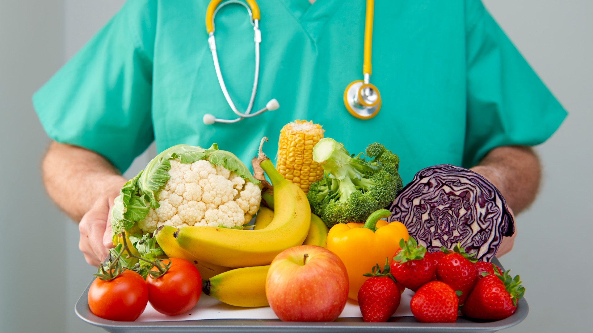 doctor with healthy food