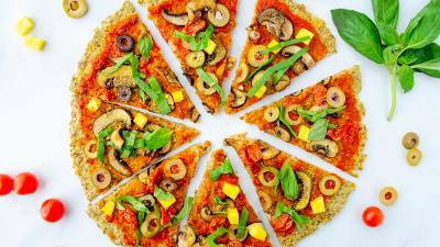 Vegan Cauliflower Crust Pizza